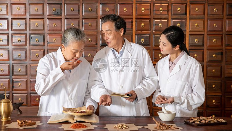 小标题：关注设备原理与性能