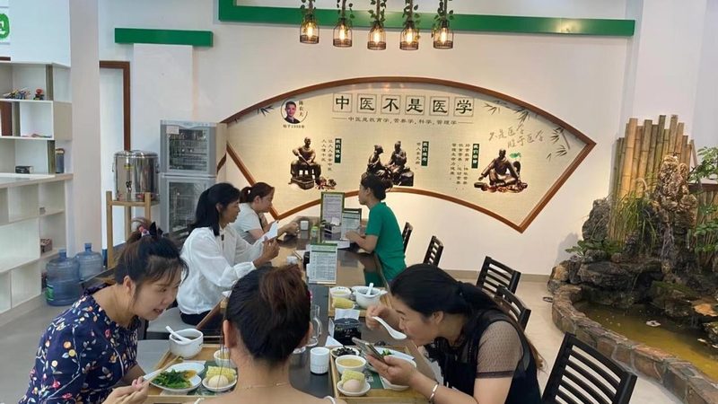 中医康复科康复器材：如何科学选购与合理使用